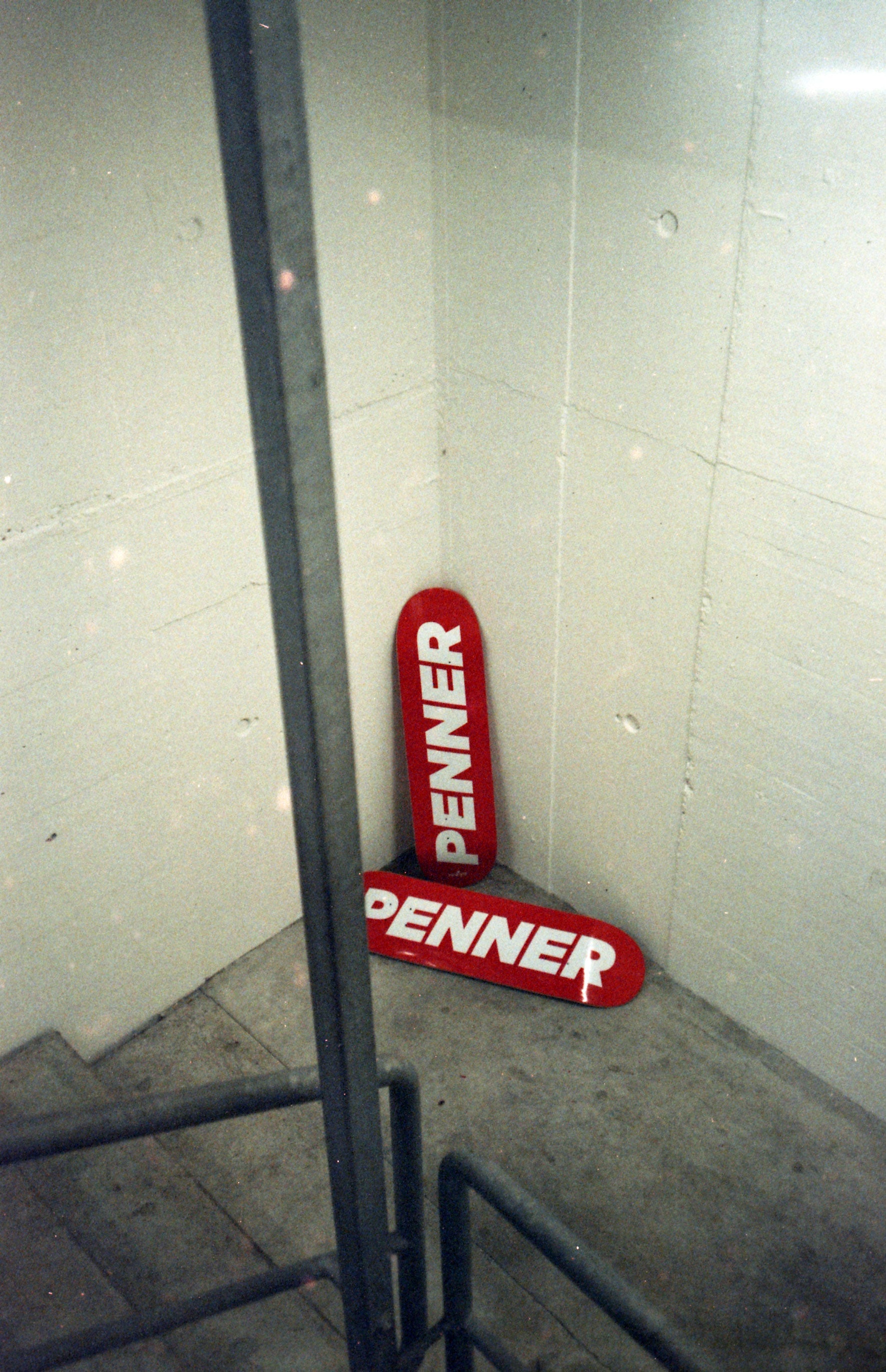 PENNER / SKATEBOARD